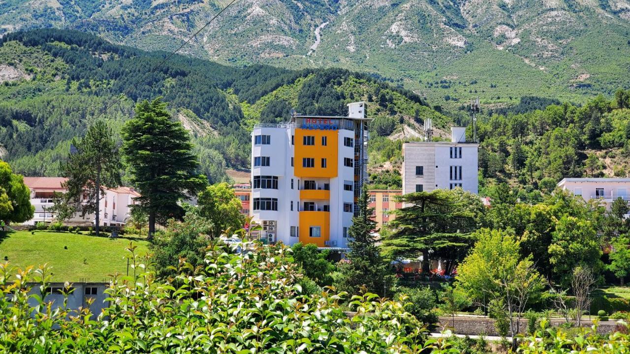 Alvero Hotel Пермет Екстер'єр фото