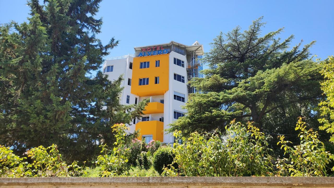 Alvero Hotel Пермет Екстер'єр фото